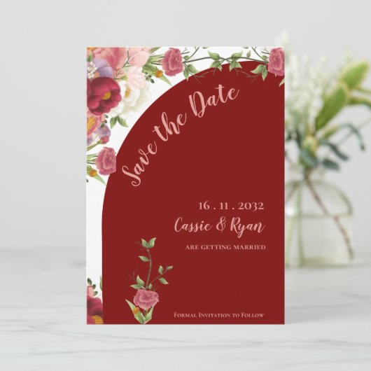 Elegante rode en perzik bloemenboog Bewaar de datu (Staand voorkant)