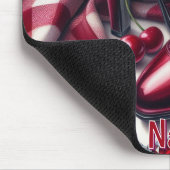 Elegante rode hoge hakken met kersen muismat (Hoek)