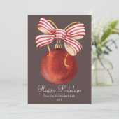 Elegante rode kerstbalornament plat feestdagenkaart (Staand voorkant)