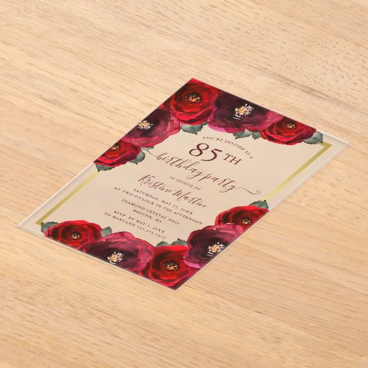 Elegante Rode Roos Bloemen Goud 85ste Verjaardagsf Acryl Uitnodigingen (Laagn)
