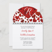 Elegante Rode Rozen en Hartjes Bruiloft Kaart (Voorkant)
