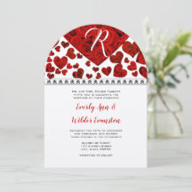 Elegante Rode Rozen en Hartjes Bruiloft