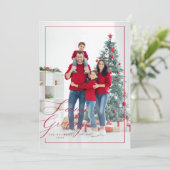 Elegante rode script zijkant seizoensgroeten foto feestdagenkaart (Staand voorkant)
