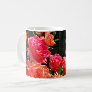 Elegante rode sinaasappel koraal rozen roos tuin koffiemok