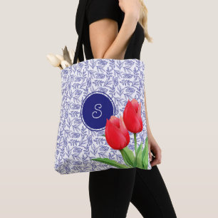 Elegante rode tulpen lente bloemstuk blauwe monogr tote bag
