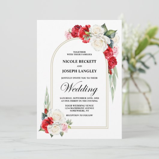 Elegante rode witte roos bloemenboog bruiloft kaart (Staand voorkant)