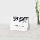 Elegante rokerige bloemen marine bruiloft bedankkaart (Voorkant)
