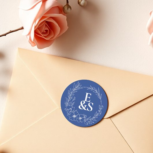 Elegante  Romance Blauw Monogram bruiloft Ronde Sticker