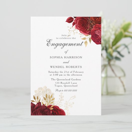 Elegante  Romantische Red Rose Engagement Party Kaart (Staand voorkant)