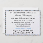 Elegante romantische verrassingsparty-uitnodiging kaart (Achterkant)