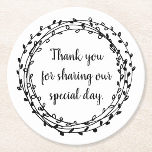 Elegante ronde bloemenkrans rand bruiloftsfeest kartonnen onderzetter