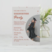 Elegante rood en wit afstudeerfeest uitnodiging (Staand voorkant)