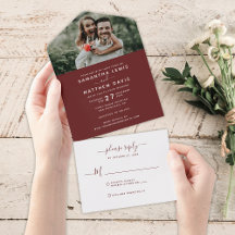 Elegante roodburgundy kalligrafie foto trouwkaart