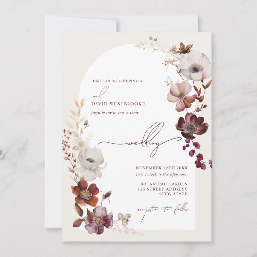 Elegante roodwijnkleurige bloemboog bruiloft kaart (Voorkant)