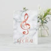 Elegante roos gouden muziek treble sleutel op marm kaart (Staand voorkant)