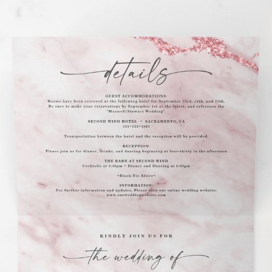 Elegante Rosa Petal Roze Metallic Marmeren bruilof Drieluik Uitnodiging (Binnenzijde eerst)