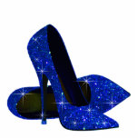 Elegante Royal Blue High Heel Schoenen Staand Fotobeeldje<br><div class="desc">Elegante koningsblauwe hoge hak schoen foto sculptuur. U kunt uw stijl, grootte, hoeveelheid en producttype kiezen door de knop Aanpassen te kiezen om te beginnen. Let op - alle design die u op Zazzle vindt, zijn gedrukte afbeeldingen zonder echte glitter, juwelen, bogen, verhoogde, in reliëf gemaakte of toegevoegde delen of...</div>