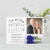 Elegante Royal Blue Roos Kalender & Foto Bruiloft Save The Date (Staand voorkant)