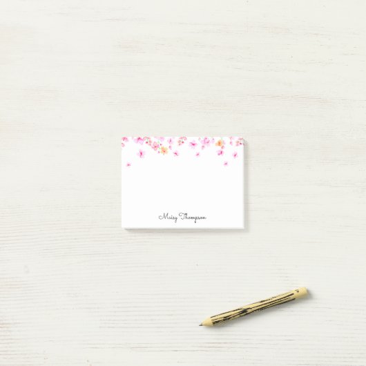 Elegante Roze Aquarel Bloesem Script Naam Post-it® Notes (Op bureau)