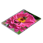 Elegante roze bloem schattige bij notitieboek (Linkerzijde)