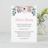 Elegante Roze Bloemen 70ste Verjaardag Uitnodiging (Staand voorkant)