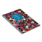 Elegante roze bloemen rood patroon monogram notitieboek (Rechterzijde)