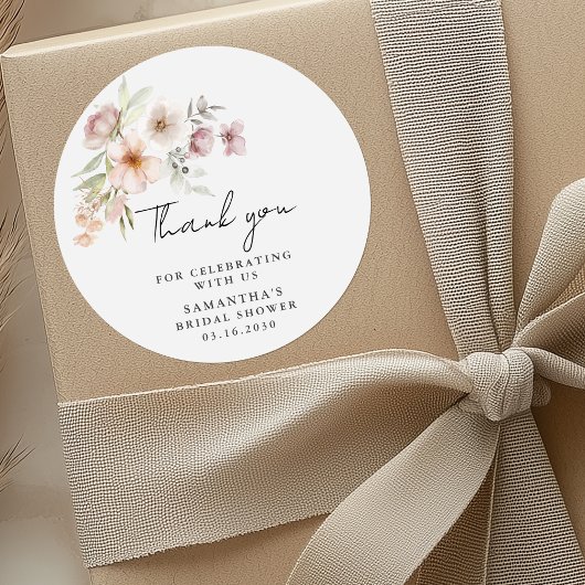 Elegante Roze Bloemige Bruiloftsdouche Ronde Sticker