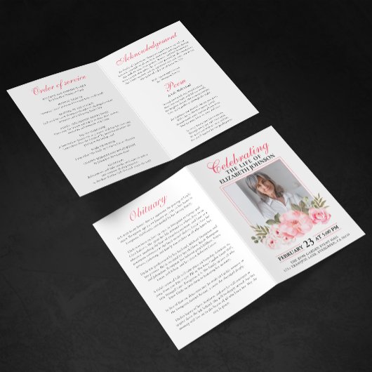 Elegante Roze Bloemige Herdenking van het Leven Me Programma