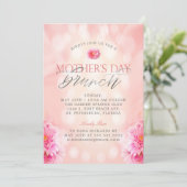 Elegante roze bloemige Moederdag Brunch Uitnodigin Kaart (Staand voorkant)