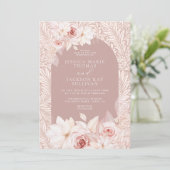 Elegante Roze Bloemige Trouw Uitnodiging (Staand voorkant)