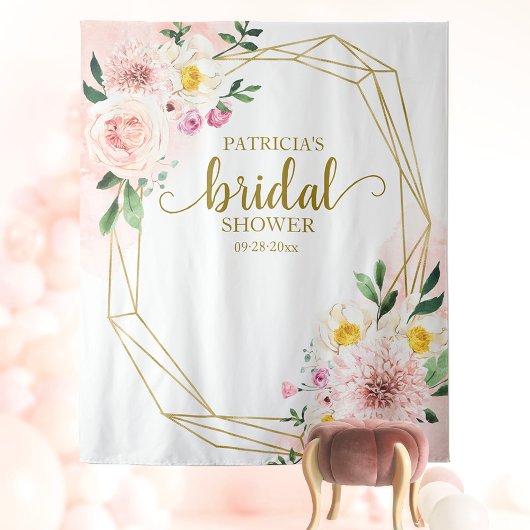Elegante Roze Bloemstuk Bruidsfeest Achtergrond Wandkleed