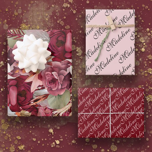 Elegante Roze Bourgogne Bloem Naam Script Inpakpapier Vel