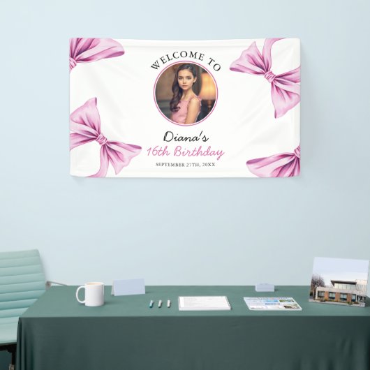 Elegante Roze Bow Coquette Foto Sweet 16 Verjaarda Spandoek (Beurs)