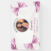 Elegante Roze Bow Coquette Foto Sweet 16 Verjaarda Spandoek (Verticaal)