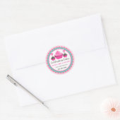 Elegante roze cupcake cake Poppen geschulpte banne Ronde Sticker (Envelop)