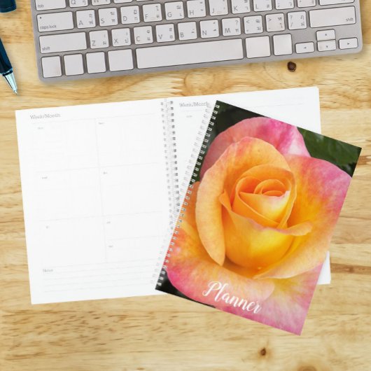 Elegante Roze en Gele Roos Bloemig Planner