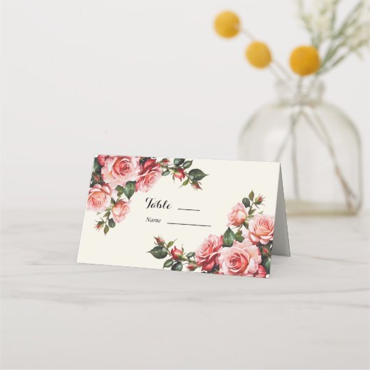 Elegante roze en rode rozen bloemenbruiloft plaatskaartje (Voorkant)