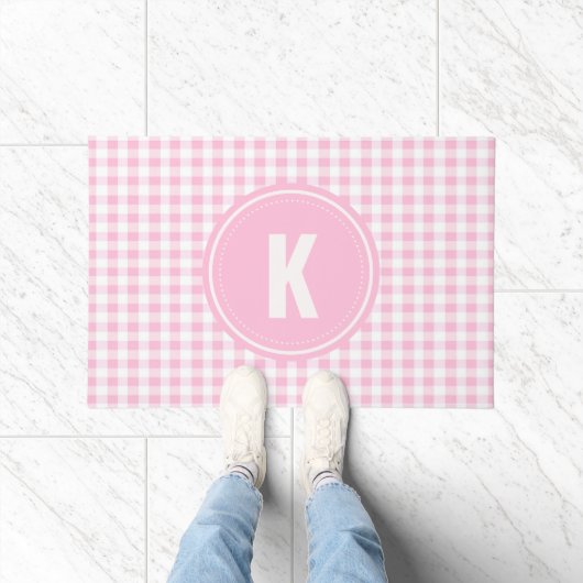 Elegante roze en witte geruite monogram deurmat (Binnen)