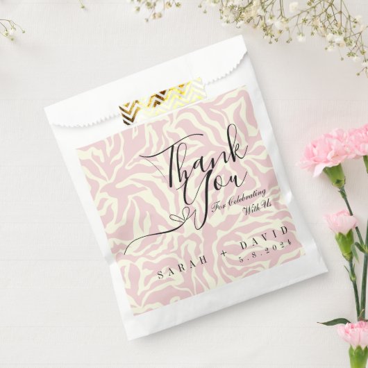 Elegante roze en witte zebra patroon bruiloft bedankzakje (Gezegeld)