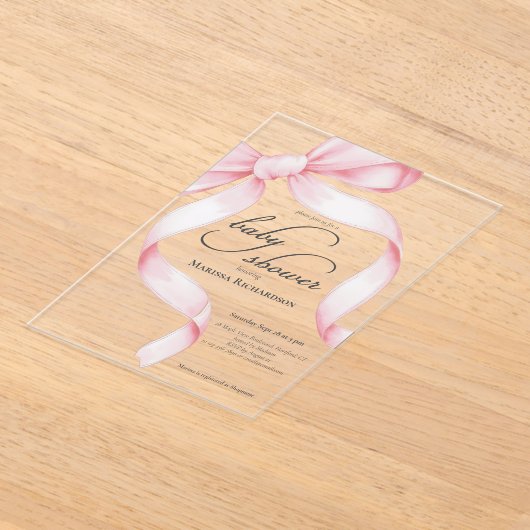 Elegante Roze Flirtende Strik Meisje Baby Shower Acryl Uitnodigingen (Laagn)