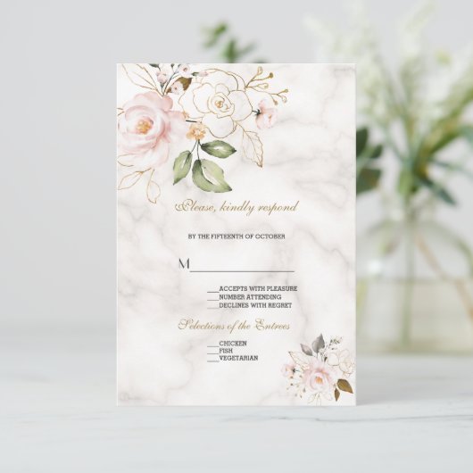 Elegante Roze Gouden Bloemen Monogram Bruiloft RSVP Kaartje (Staand voorkant)