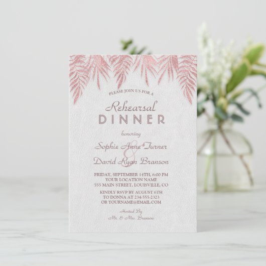 Elegante roze gouden palmbladeren oefendiner kaart (Staand voorkant)