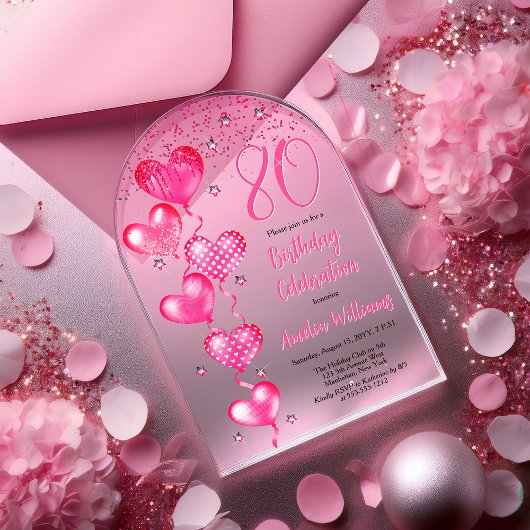Elegante roze hartballonnen 80ste verjaardagsfeest acryl uitnodigingen