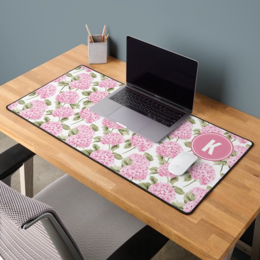 Elegante Roze Hydrangea Bloemen Patroon Monogram Bureaumat (Kantoor 2)