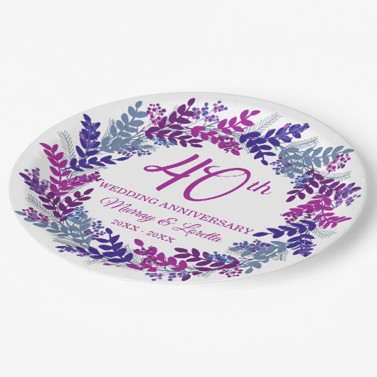 Elegante Roze Krans 40e Jubileum Party Papieren Bordje (Gekanteld)