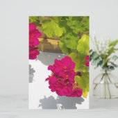 Elegante roze magenta rode bloemen briefpapier (Staand voorkant)