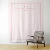 Elegante Roze Minimalistische Initialen Wandkleed (In situ)
