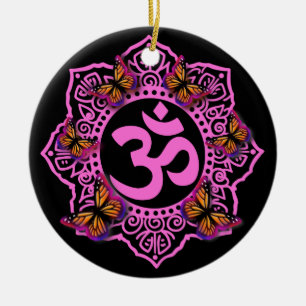 Elegante roze ohm mandala design vlinders keramisch ornament