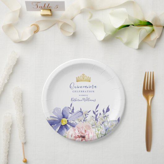 Elegante roze Paarse bloemen gouden kroon Quinceañ Papieren Bordje (Huwelijk)