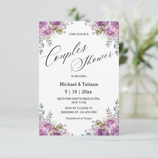 Elegante roze paarse bloemenkoppels douchebruiloft kaart (Staand voorkant)